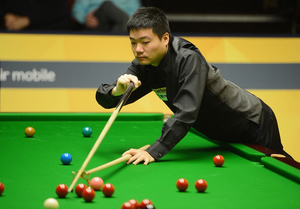 在外援身后 在外援身后