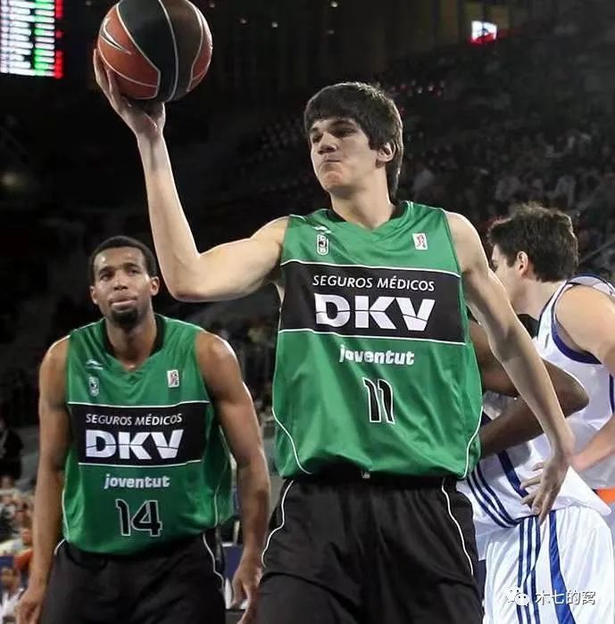 随着他加盟 随着他加盟