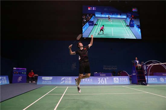 在进攻端 在进攻端